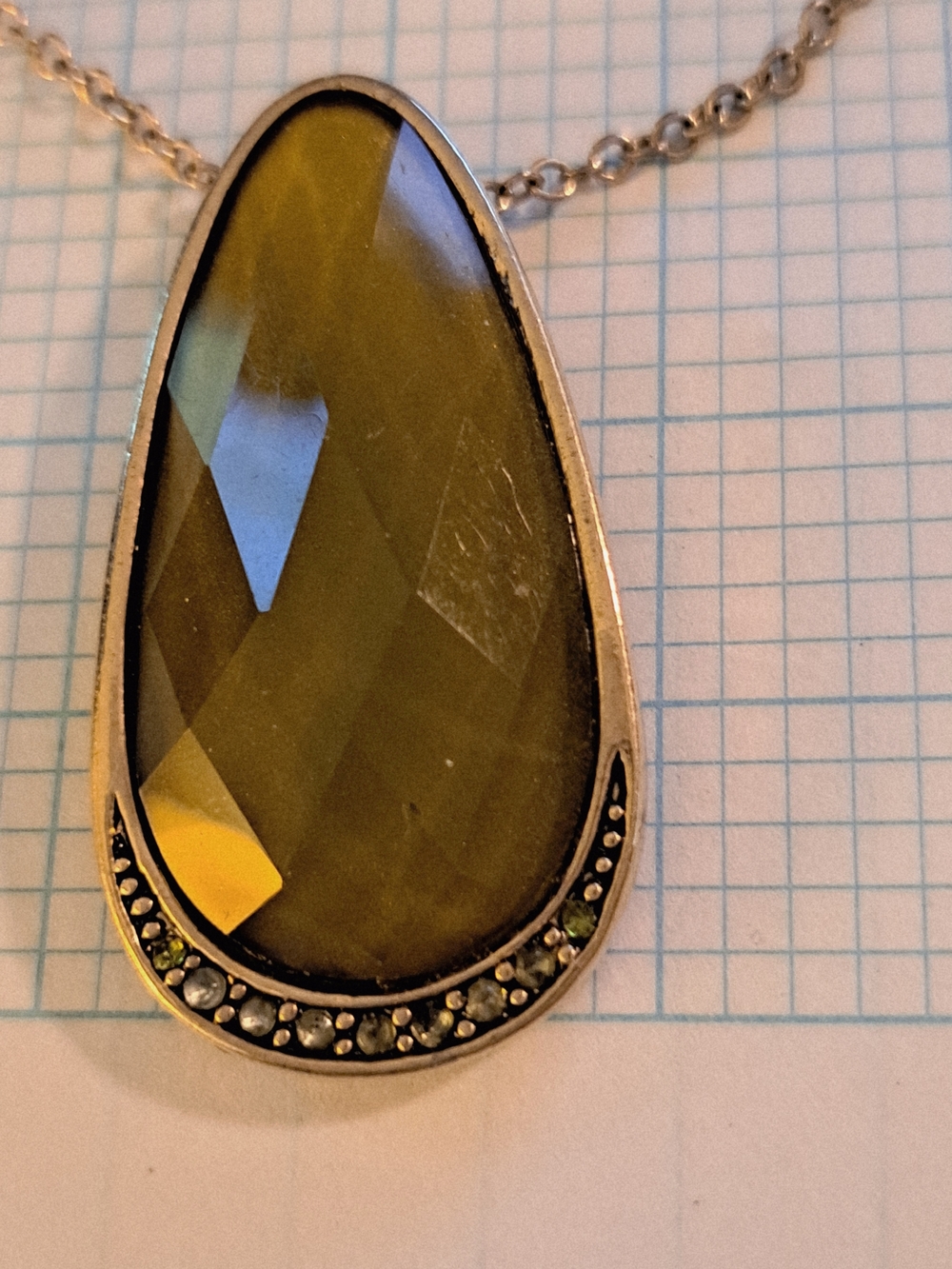 Liz Claiborne Gold-Tone Teardrop Olive Green Stone Pendant Necklace - Picture 5 of 7